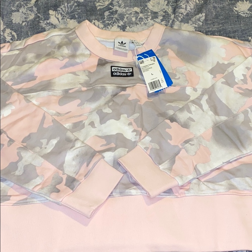 Women’s Adidas to cropped large sweater